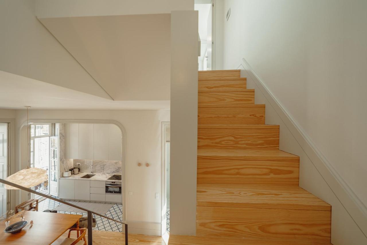 Downtown Deluxe Duplex By Homing Oporto